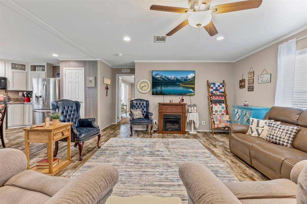 Lone Oak, TX 75453,7390 Shoreline Drive