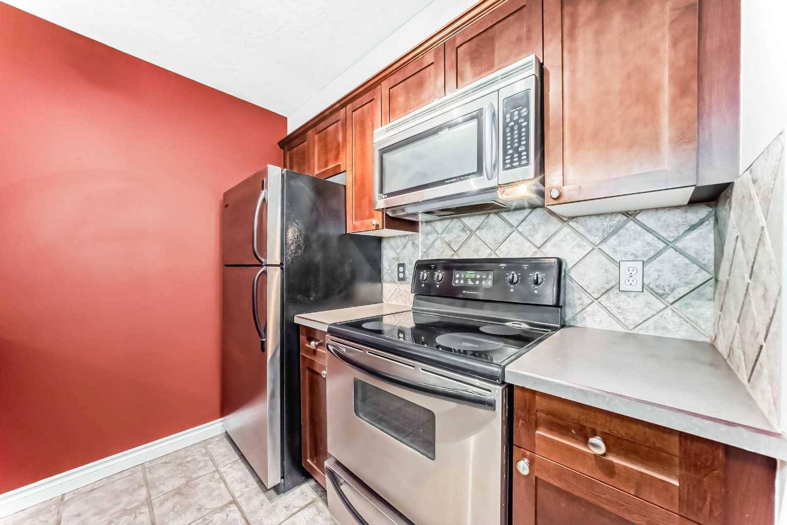 Calgary, AB T2E 0H6,420 3 AVE Northeast #204