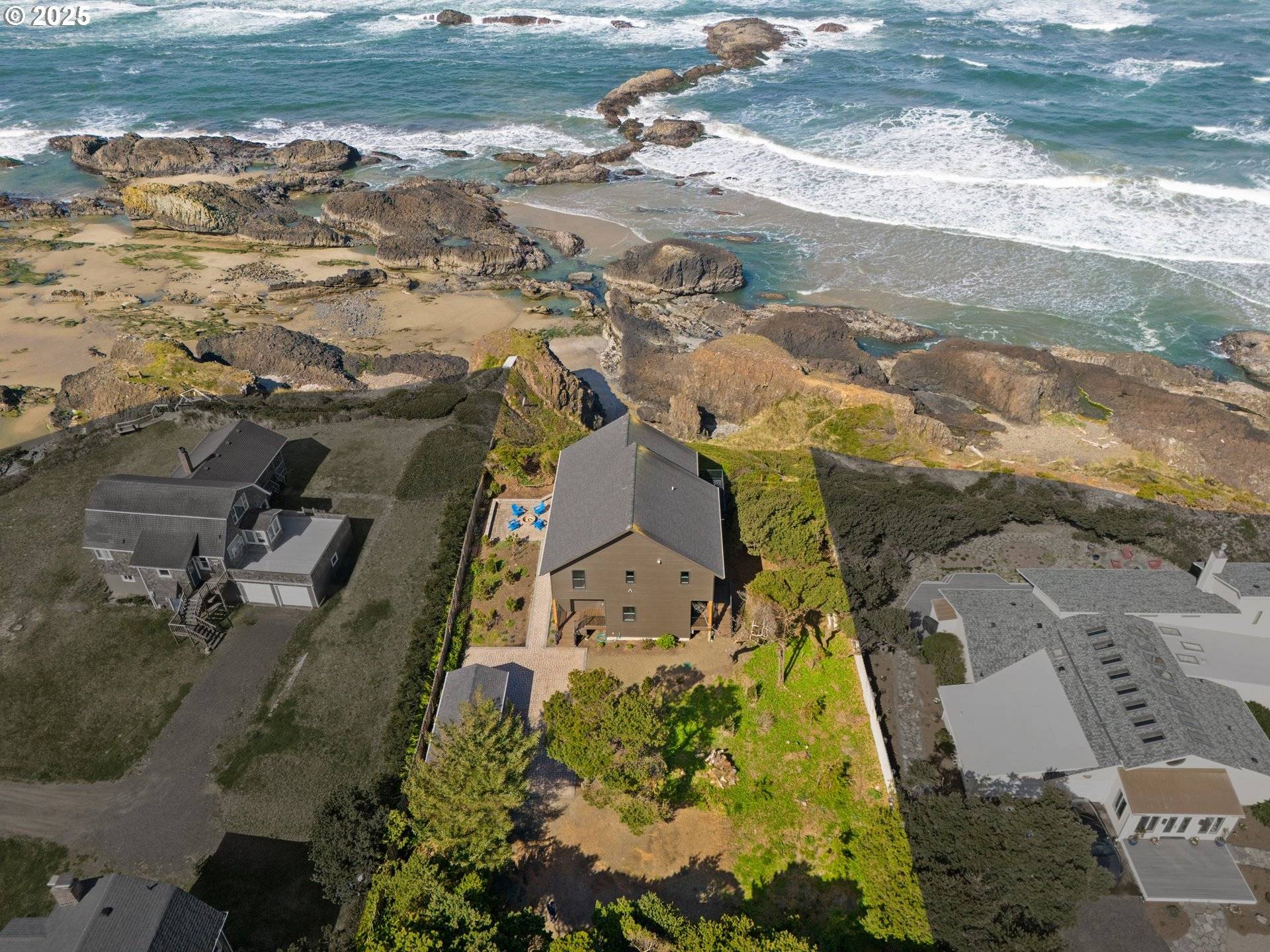 Seal Rock, OR 97376,8466 NW COAST RD