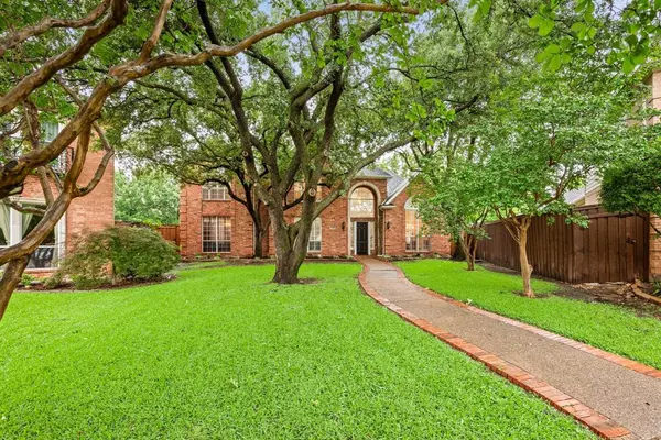Dallas, TX 75287,5104 Lincolnshire Court