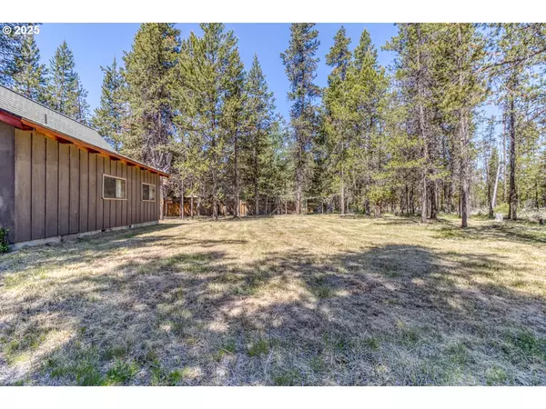 Bend, OR 97707,56095 BLACK DUCK RD