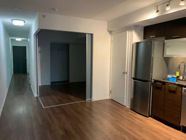 Toronto C01, ON M6J 0B1,68 Abell ST #506