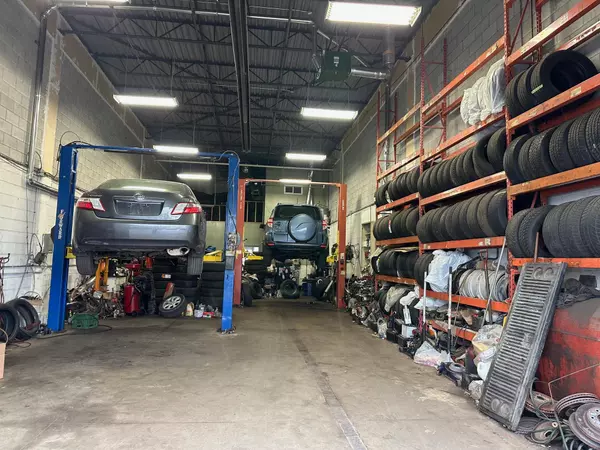 Toronto E11, ON M1X 0C2,2835 Markham RD #12