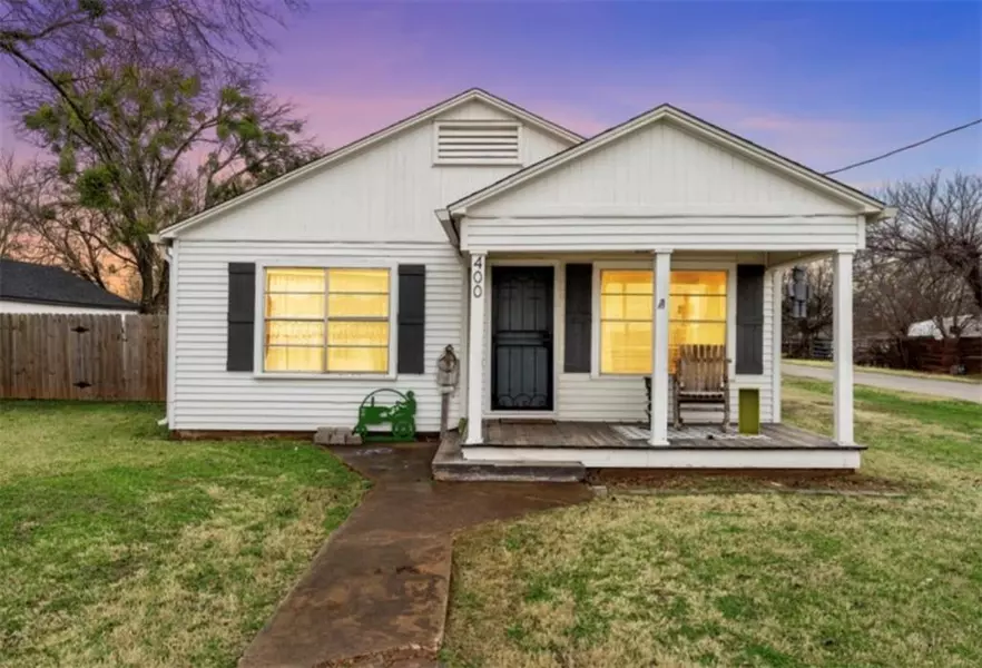 400 S San Jacinto Street, Whitney, TX 76692