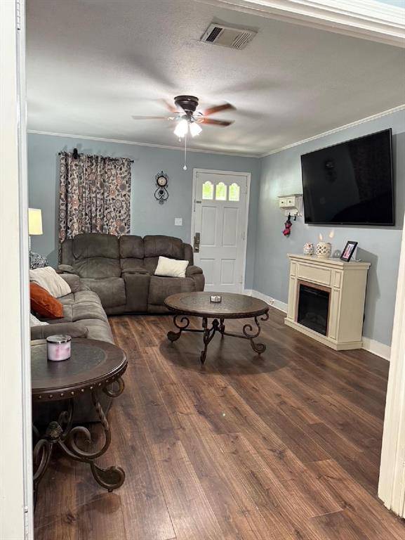 Minden, LA 71055,819 Tillman Drive