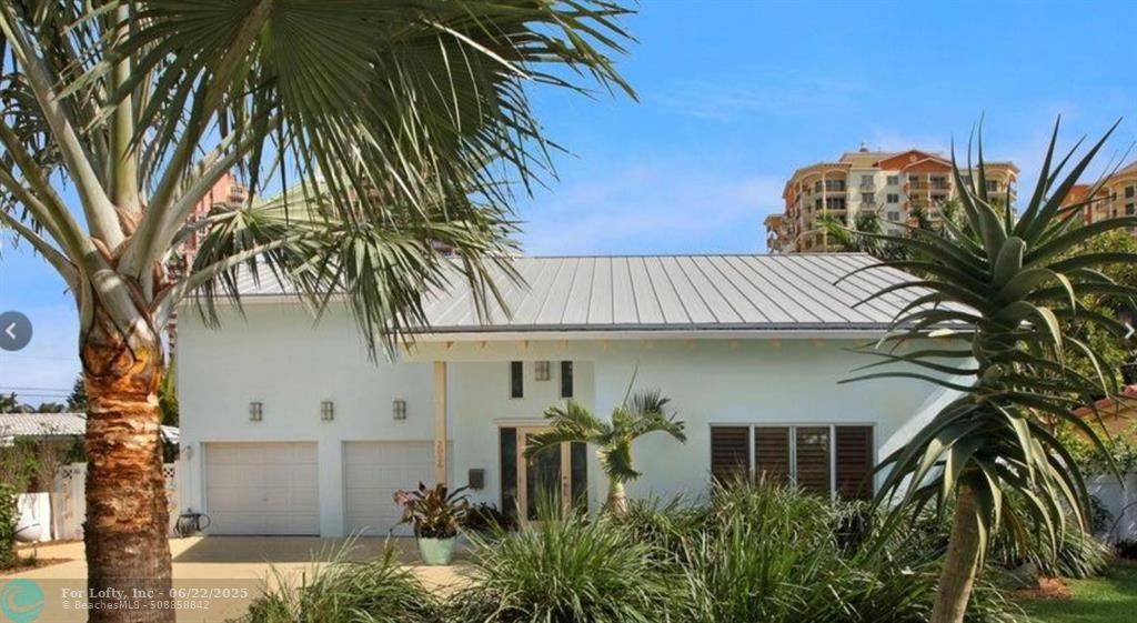 2026 NE 32nd Ave, Fort Lauderdale, FL 33305