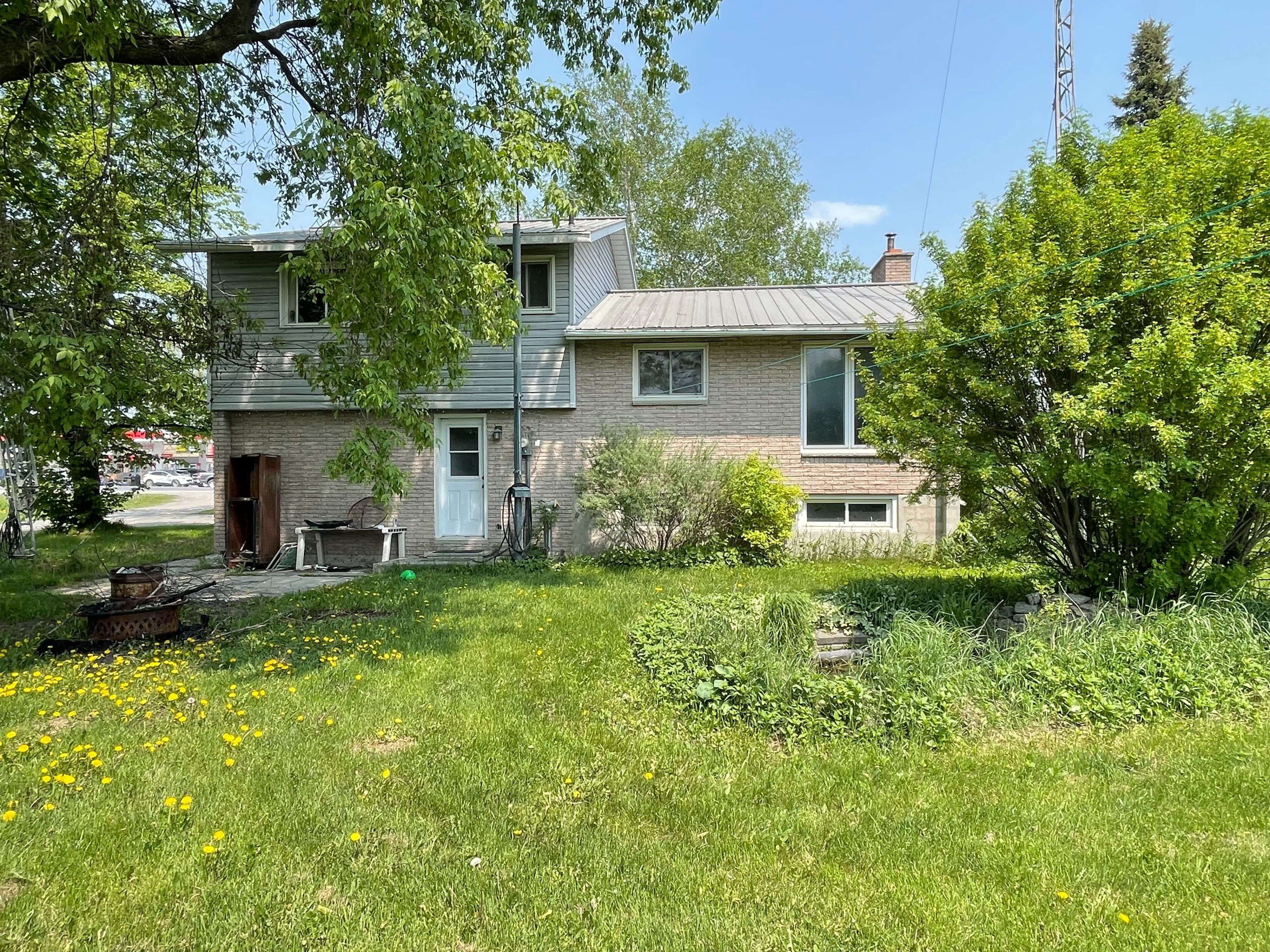 Englehart, ON P0J 1H0,138 Fourth AVE