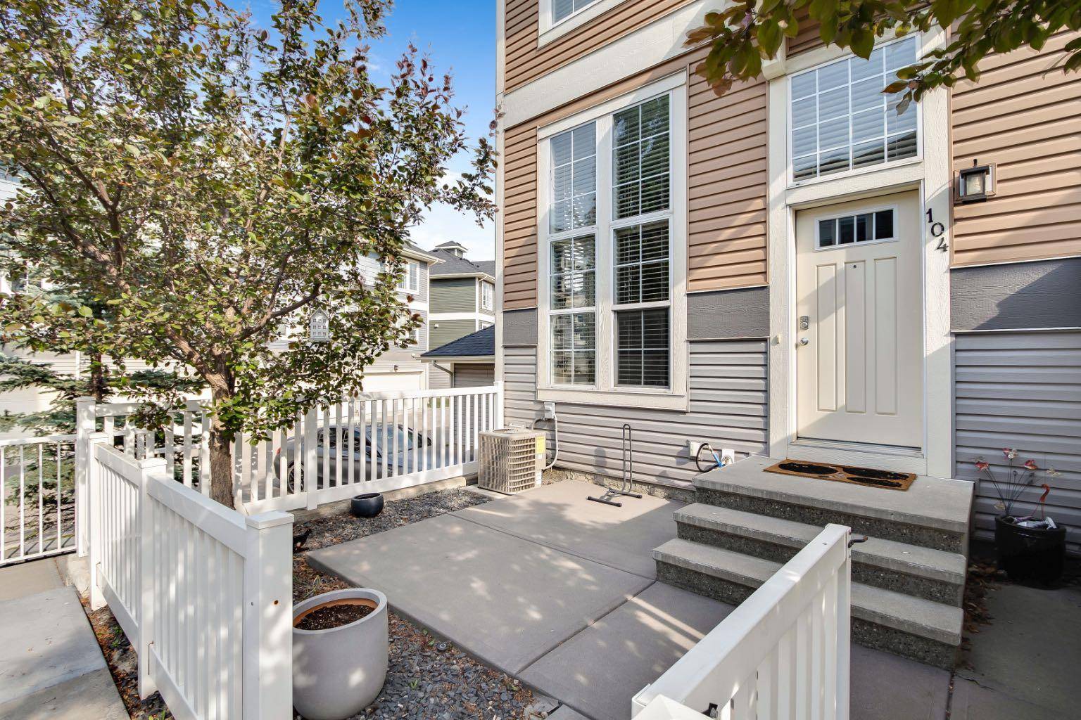 Calgary, AB T3M0M4,104 Auburn Bay Common Southeast