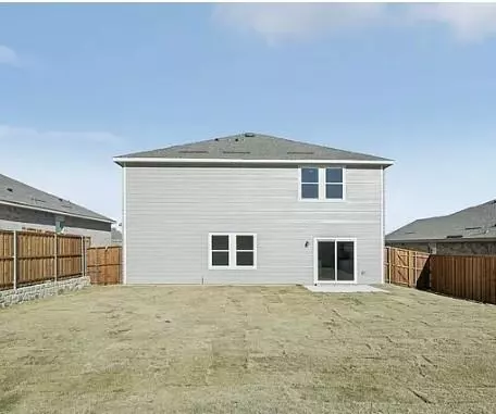 Howe, TX 75459,1304 HAMILTON Street