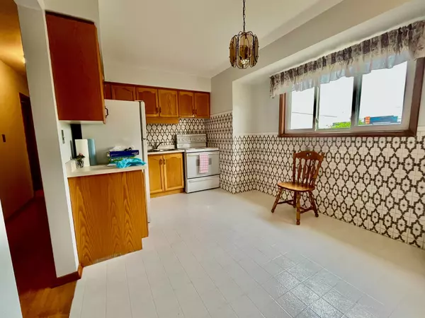 Cambridge, ON N1R 1N4,134 Alison AVE