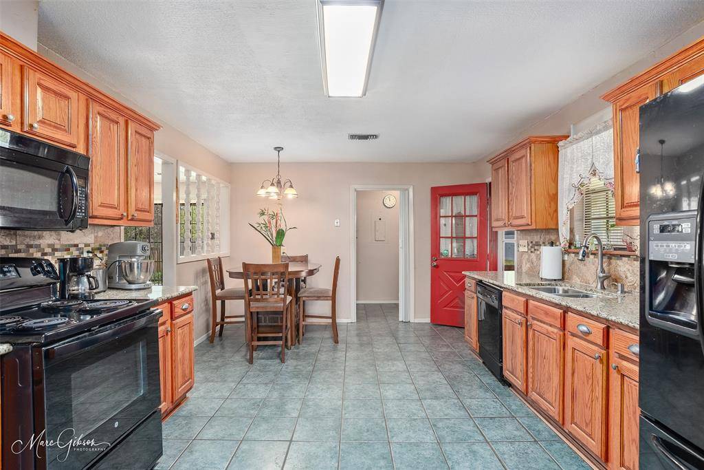 Greenwood, LA 71033,7450 Flatwood Drive