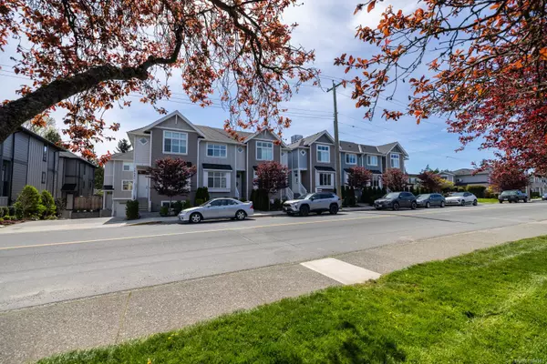 Sidney, BC V8L 3H7,10480 Resthaven Dr #13