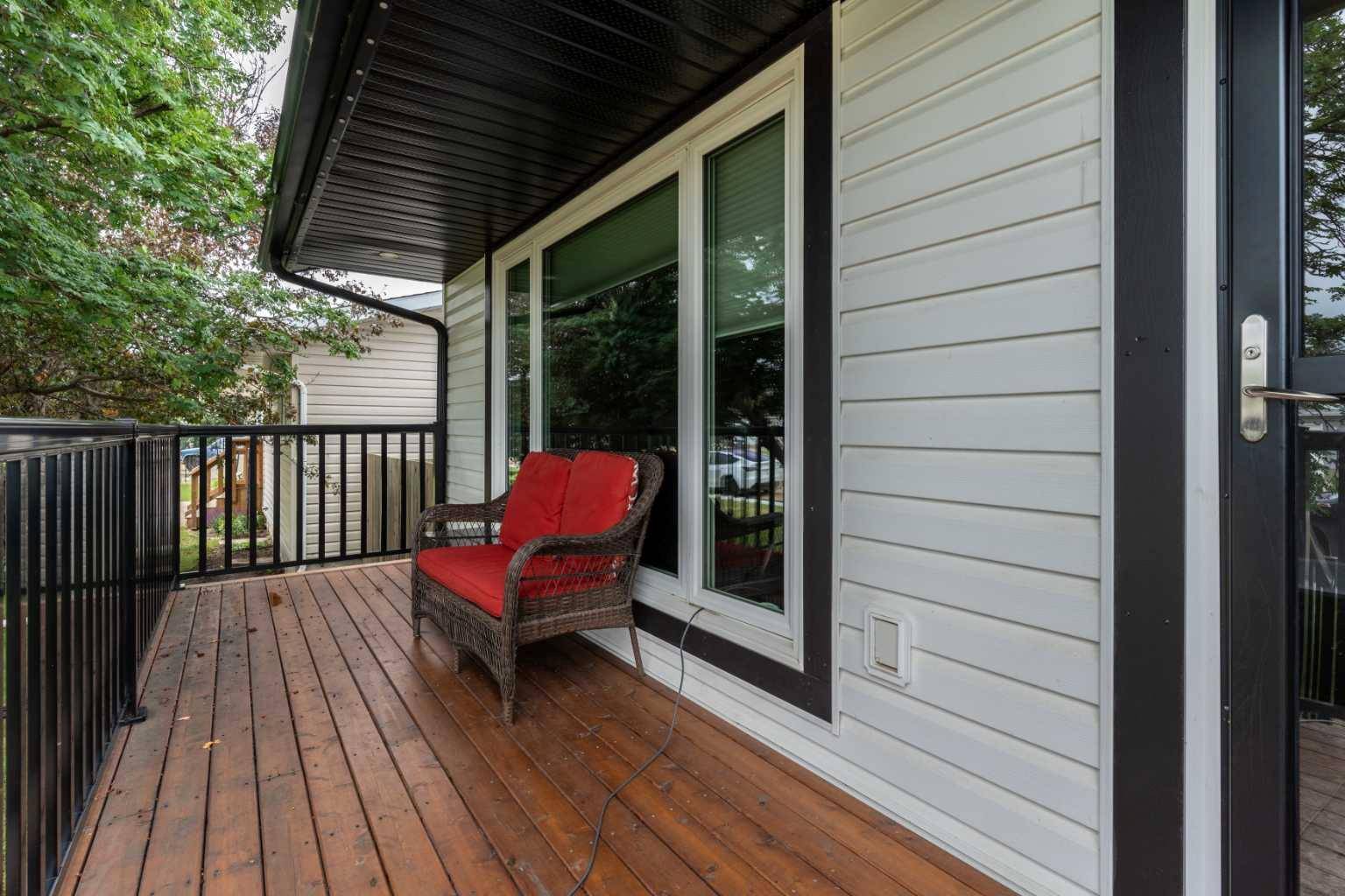 Viking, AB T0B 4N0,5320 59 AVE