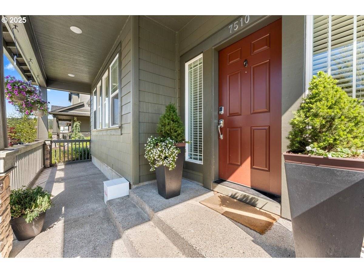 Portland, OR 97229,7510 NW LAUREN AVE