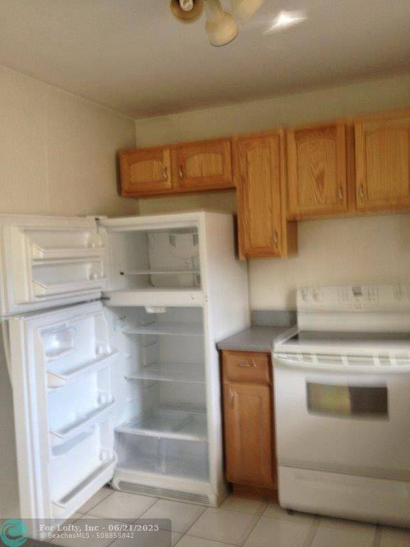 Key Largo, FL 33037,19 Meridian Ave