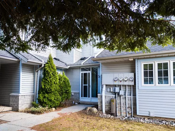 146 Settlers WAY #38, Blue Mountains, ON L9Y 0N9
