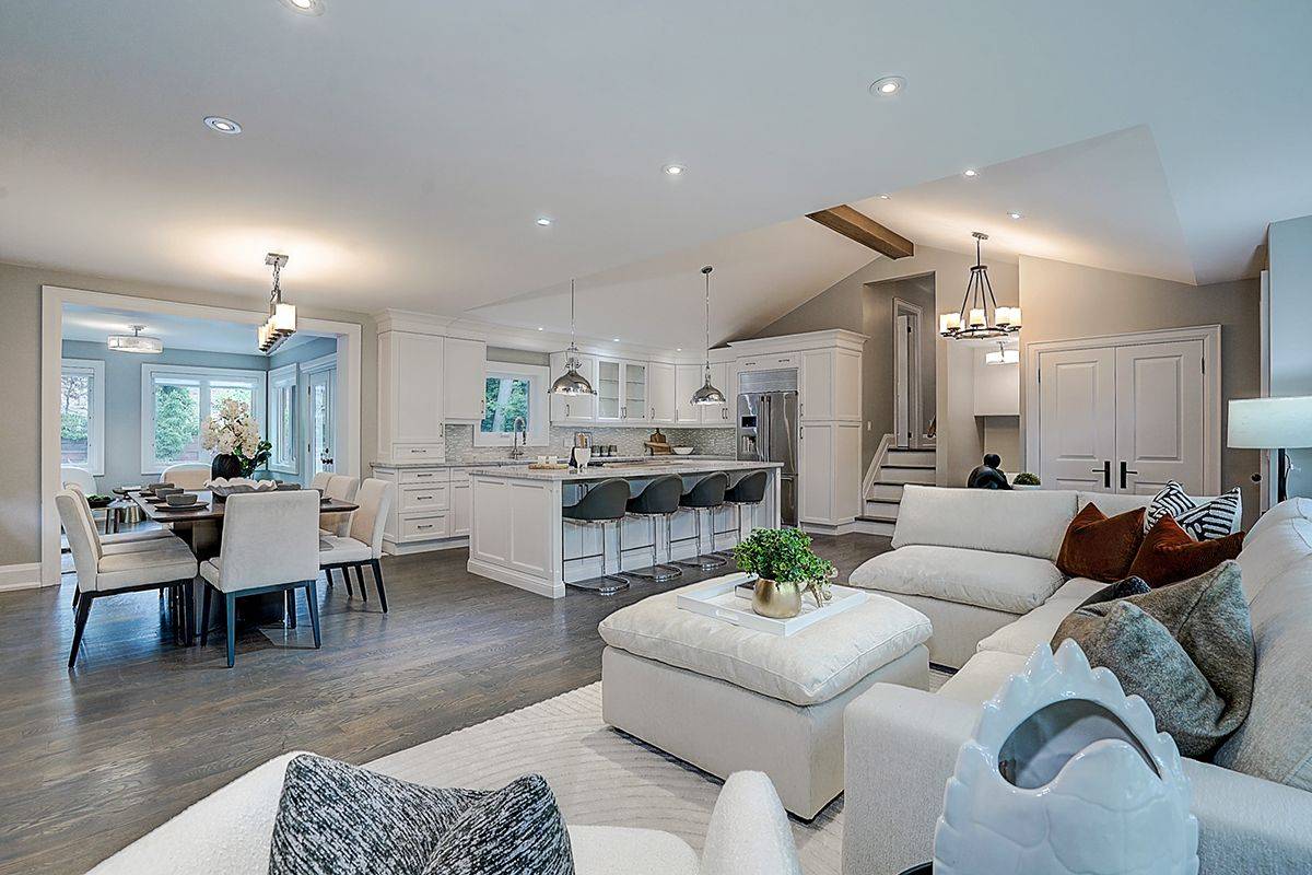 Mississauga, ON L5J 3B3,1549 Elite RD