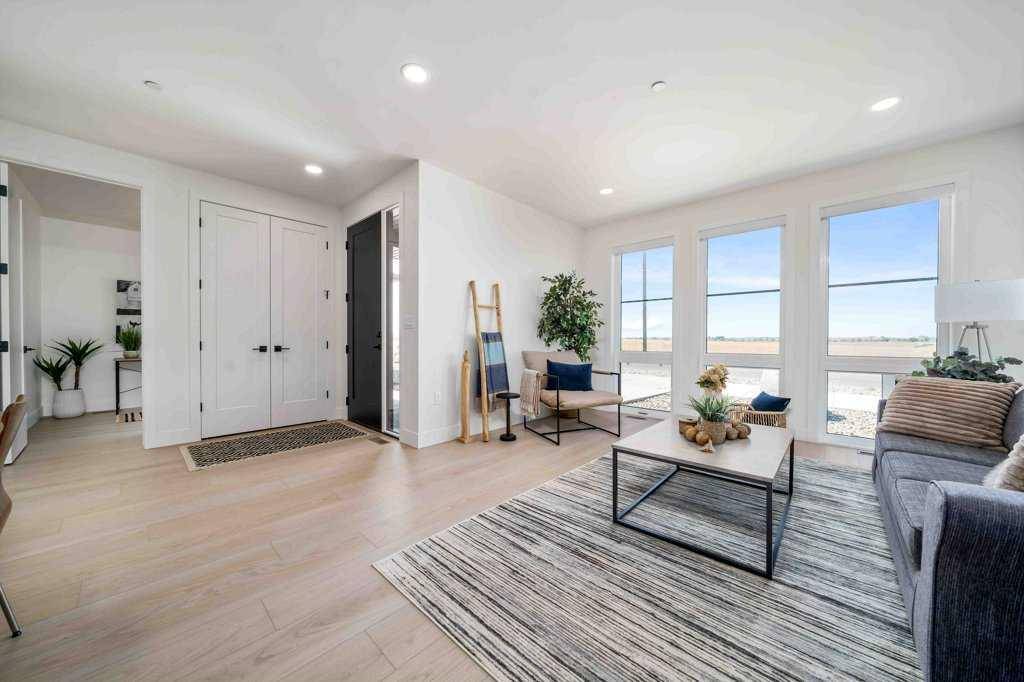 Medicine Hat, AB T1B 0T2,3617 10 AVE Southwest