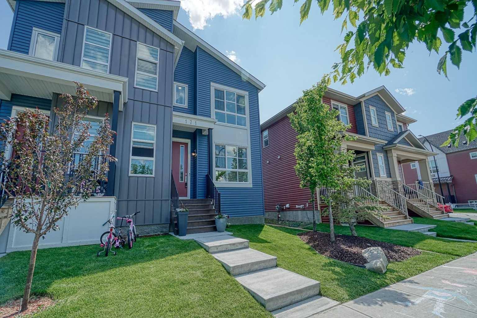 171 Livingston AVE Northeast, Calgary, AB T3P 0V8