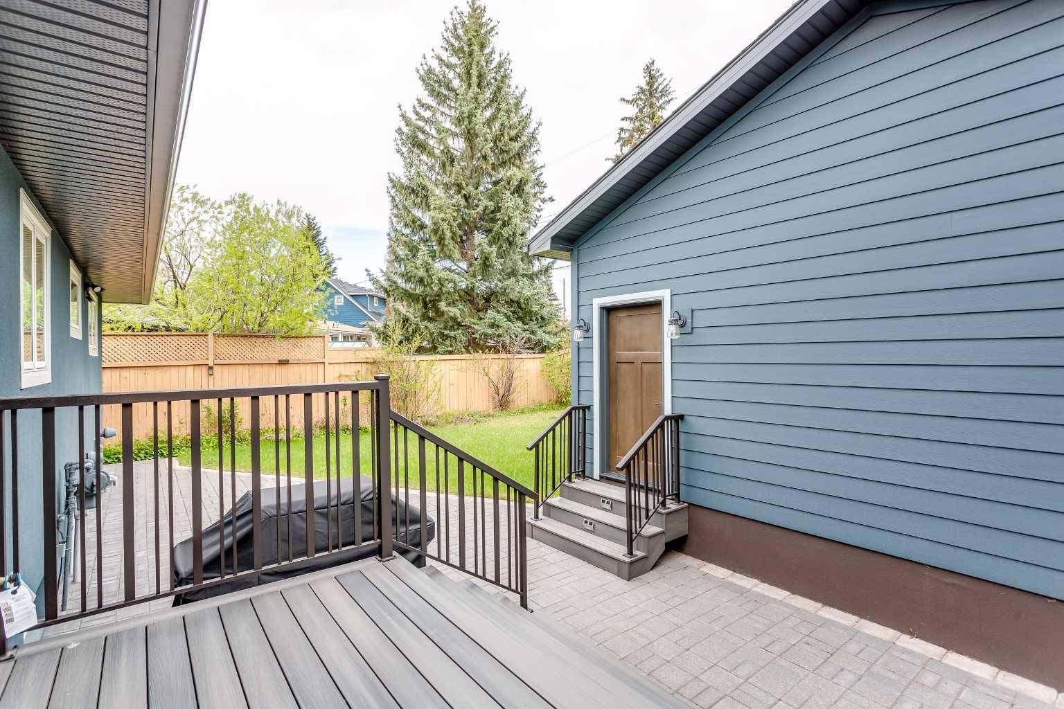 Calgary, AB T3C 3J2,101 Wimbledon CRES Southwest