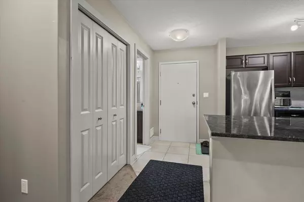 Calgary, AB T3J 0S6,6118 80 AVE NE #1212