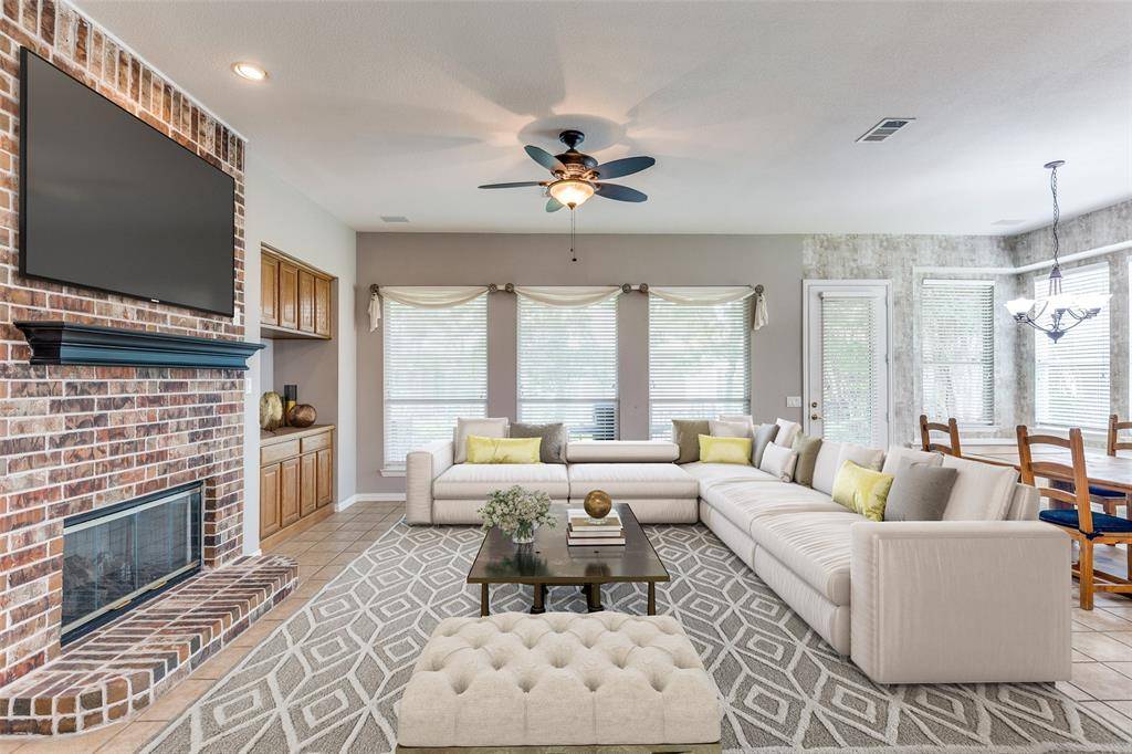 Fairview, TX 75069,351 Southern Hills Drive