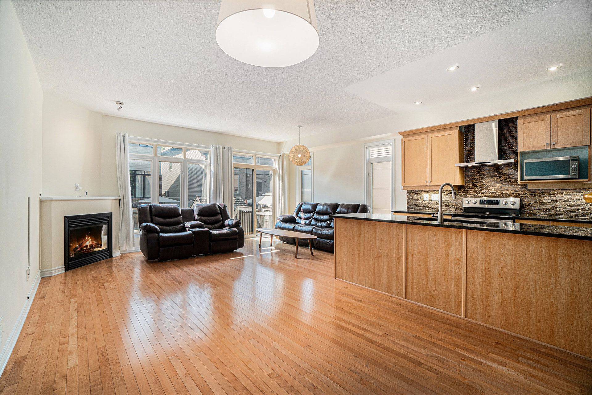 Kanata, ON K2T 0G1,282 Keyrock DR