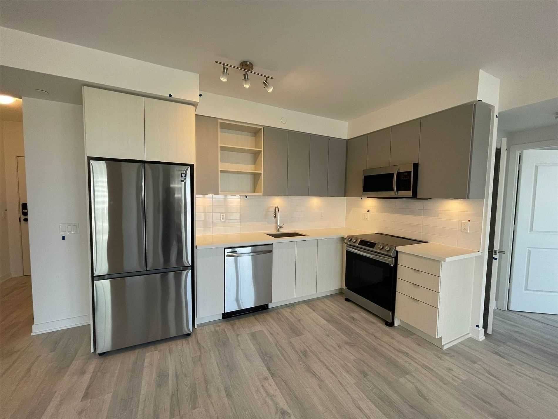 Mississauga, ON L5M 0Z8,4675 Metcalfe AVE #509