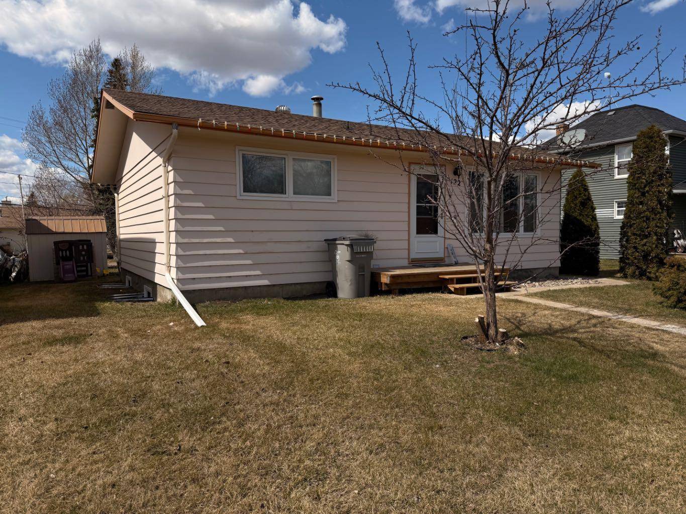 122 Main ST, Lashburn, SK S0M 1H0