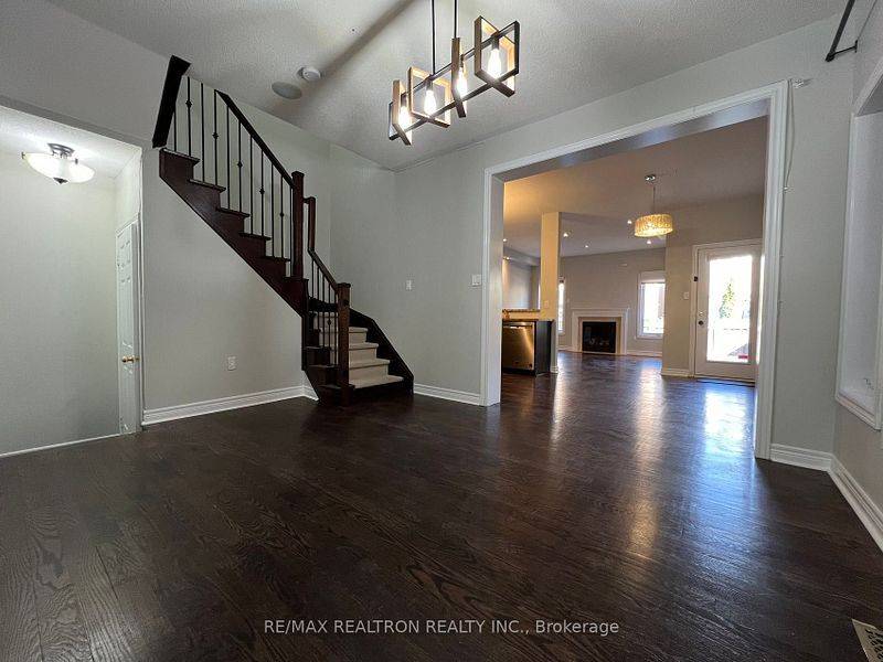 Vaughan, ON L6A 4B8,31 Blue Grouse RD