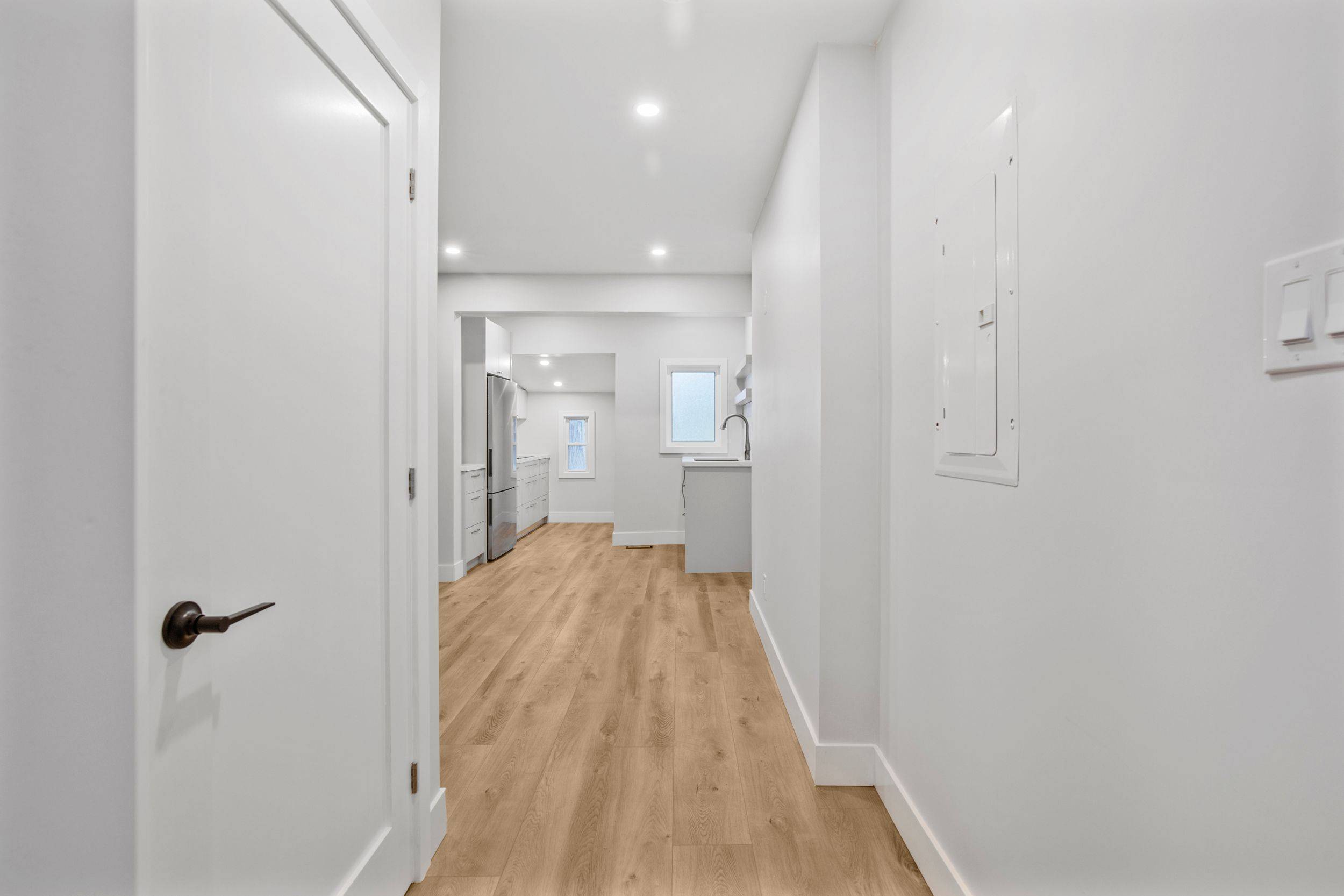 Hamilton, ON L8H 5R9,166 Julian AVE #1