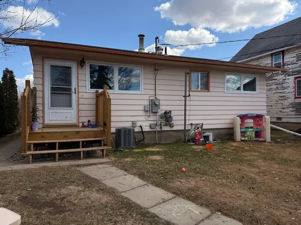 Lashburn, SK S0M 1H0,122 Main ST