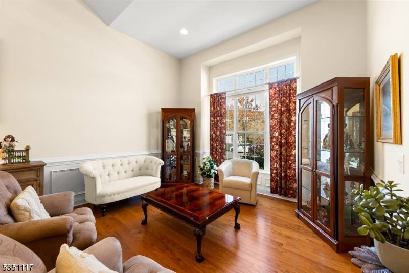 Readington Twp., NJ 08889,74 Ditmar Blvd