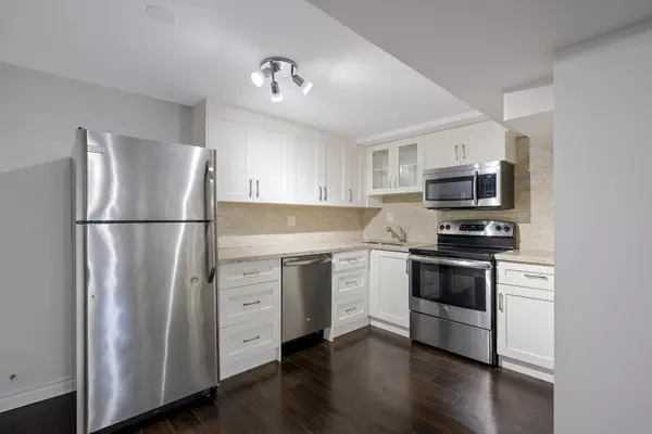 Toronto E01, ON M4L 2S6,72 Redwood AVE #Lower