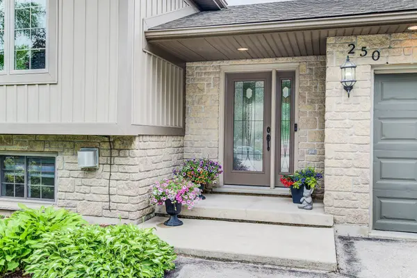 Wellington North, ON N0G 2L3,250 Justin's PL