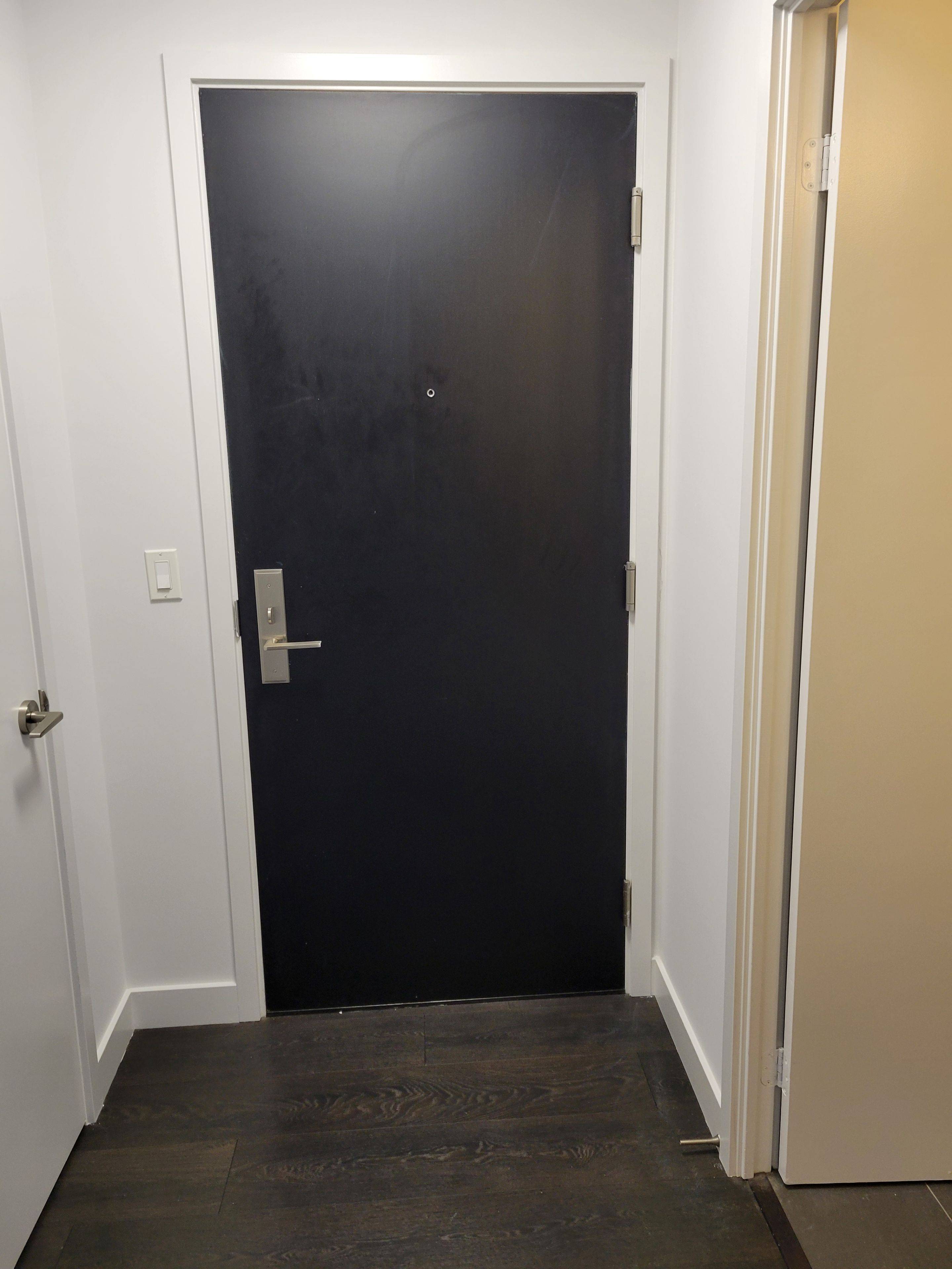 Toronto C03, ON M4P 0C1,8 Eglinton AVE E #1001