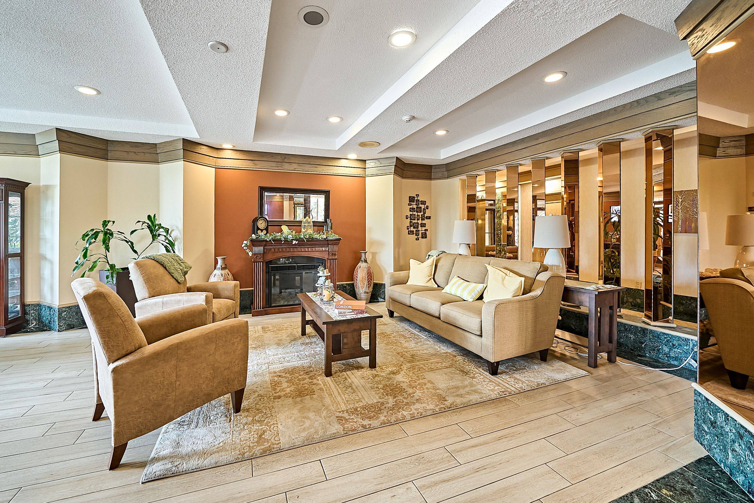 Pickering, ON L1V 6B3,1880 Valley Farm RD #1030