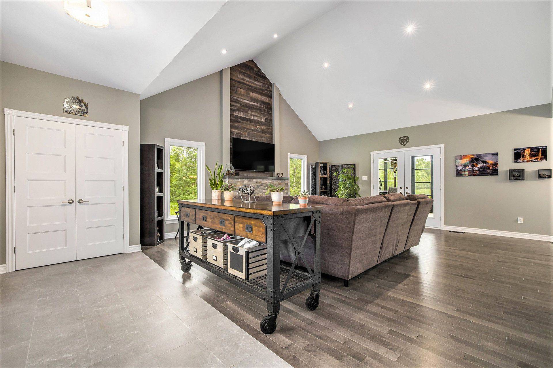 Clarence-rockland, ON K0A 3N0,3253 Maisonneuve RD