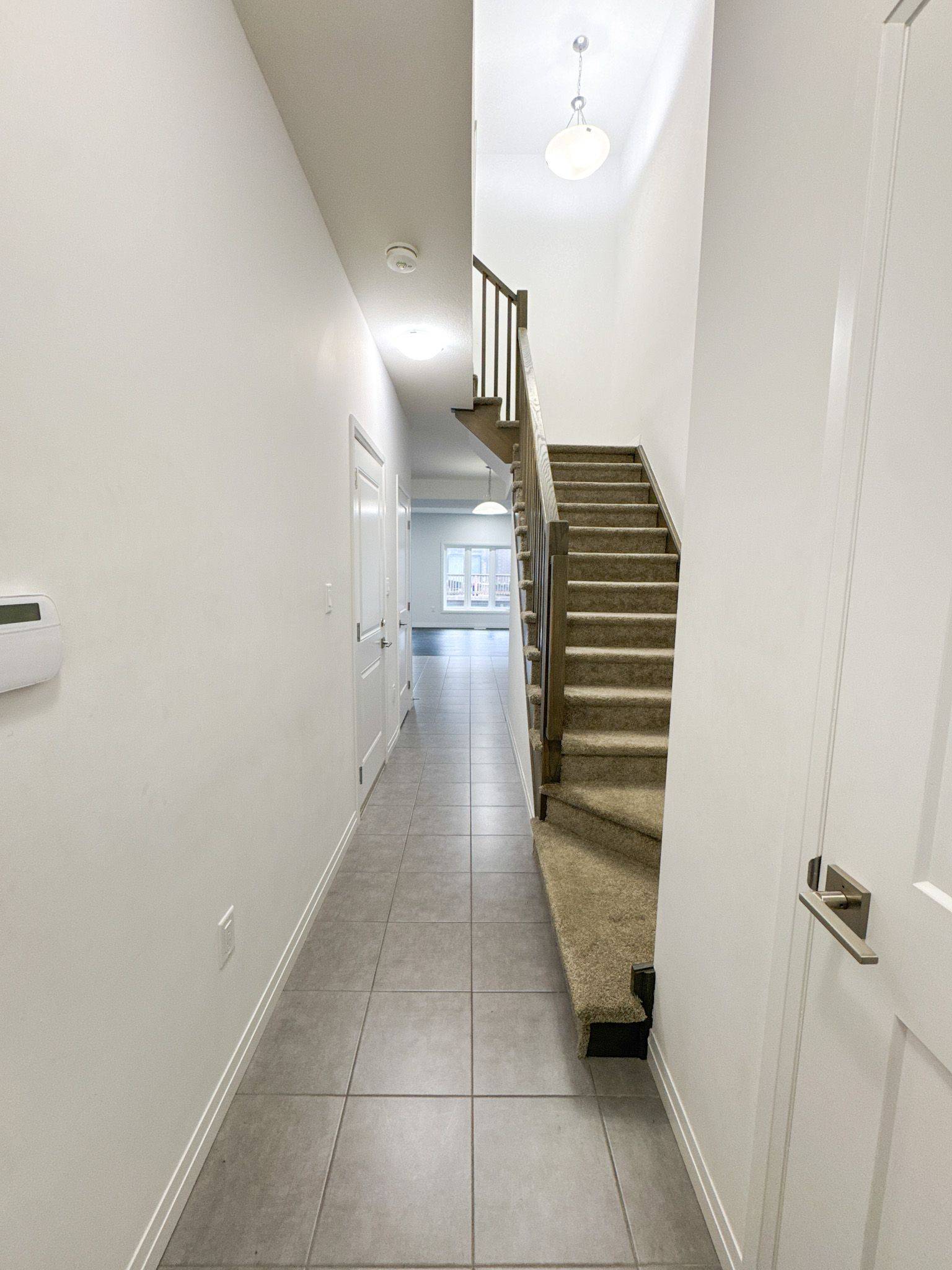 Hamilton, ON L8J 0L4,80 Soho ST