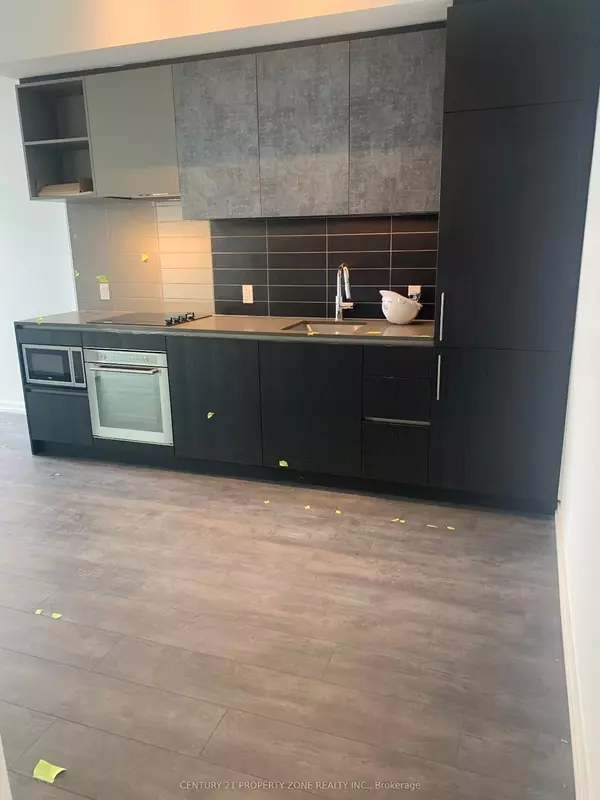 Vaughan, ON L4K 0L1,1000 Portage Pkwy #4515