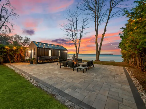 Georgina, ON L0E 1N0,142 Moore's Beach RD