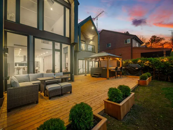 Georgina, ON L0E 1N0,142 Moore's Beach RD