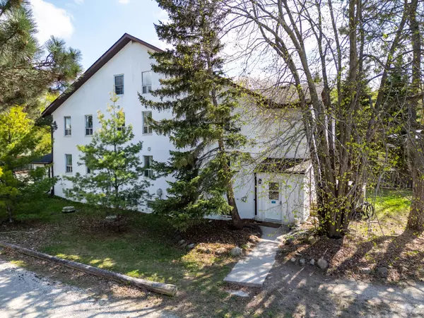 210 ARLBERG CRES, Blue Mountains, ON L9Y 0M1