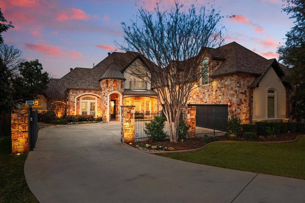 Fort Worth, TX 76179,8540 Waterfront Court