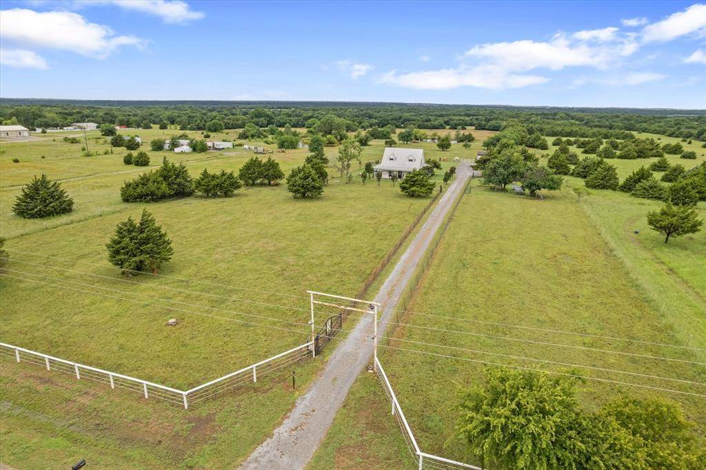Whitewright, TX 75491,5885 State Highway 160
