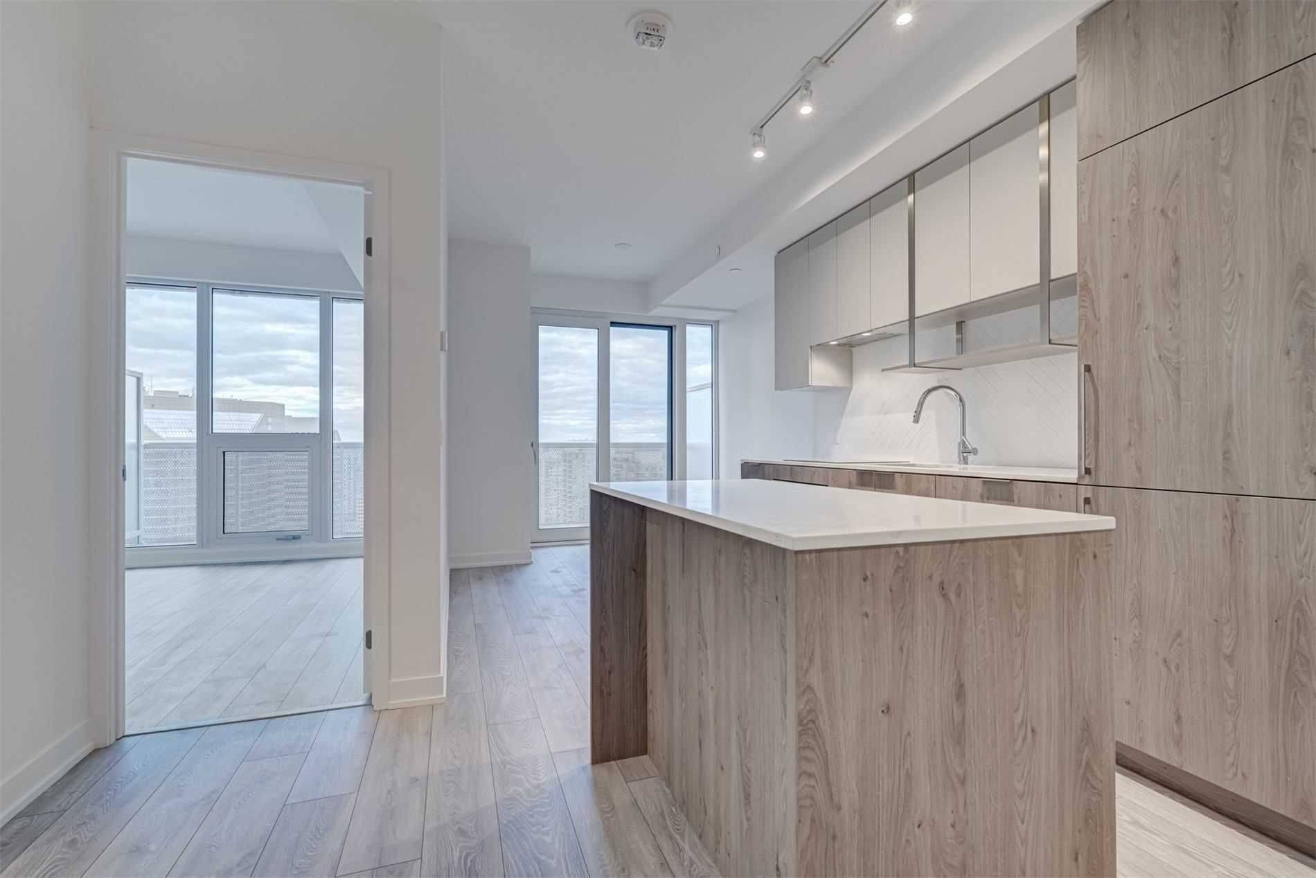 15 Holmes AVE #2206, Toronto C14, ON M2N 0L4