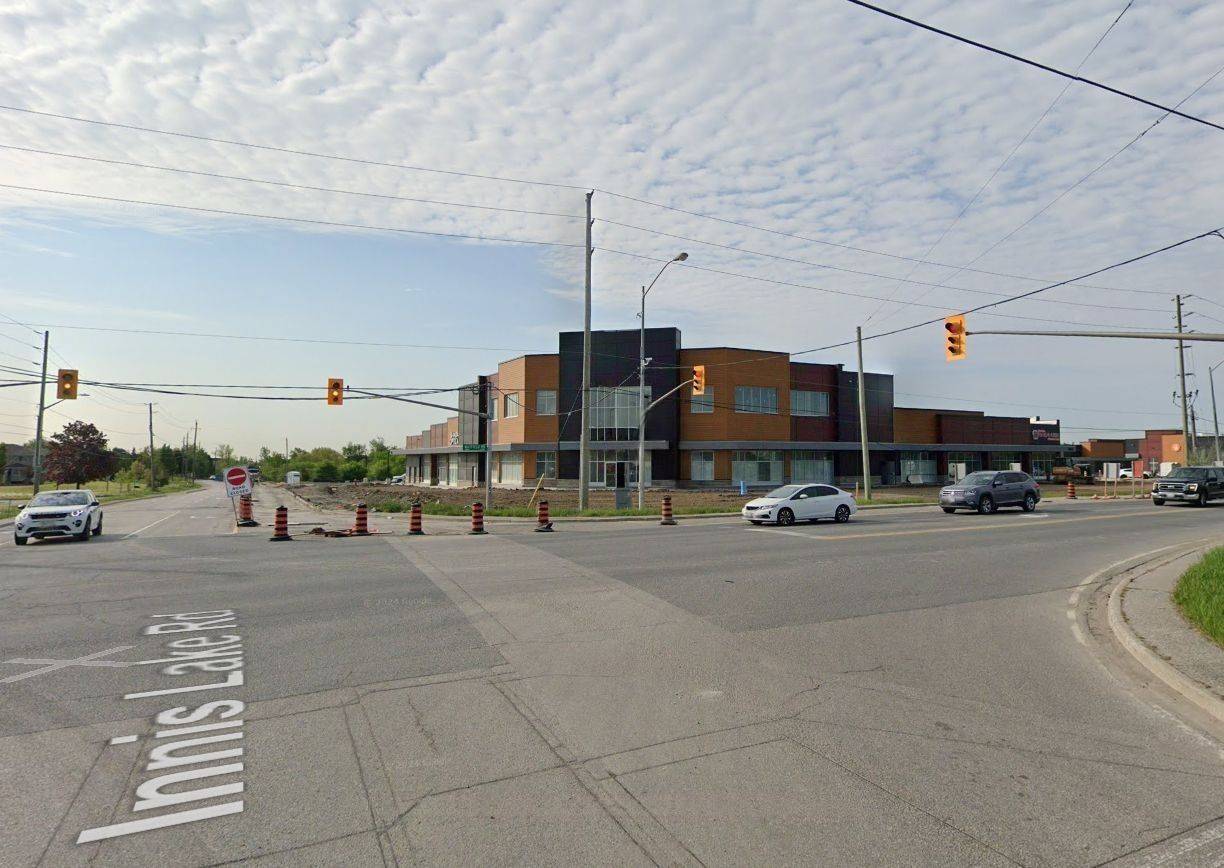Brampton, ON L6P 0H9,6475 Mayfield RD #204