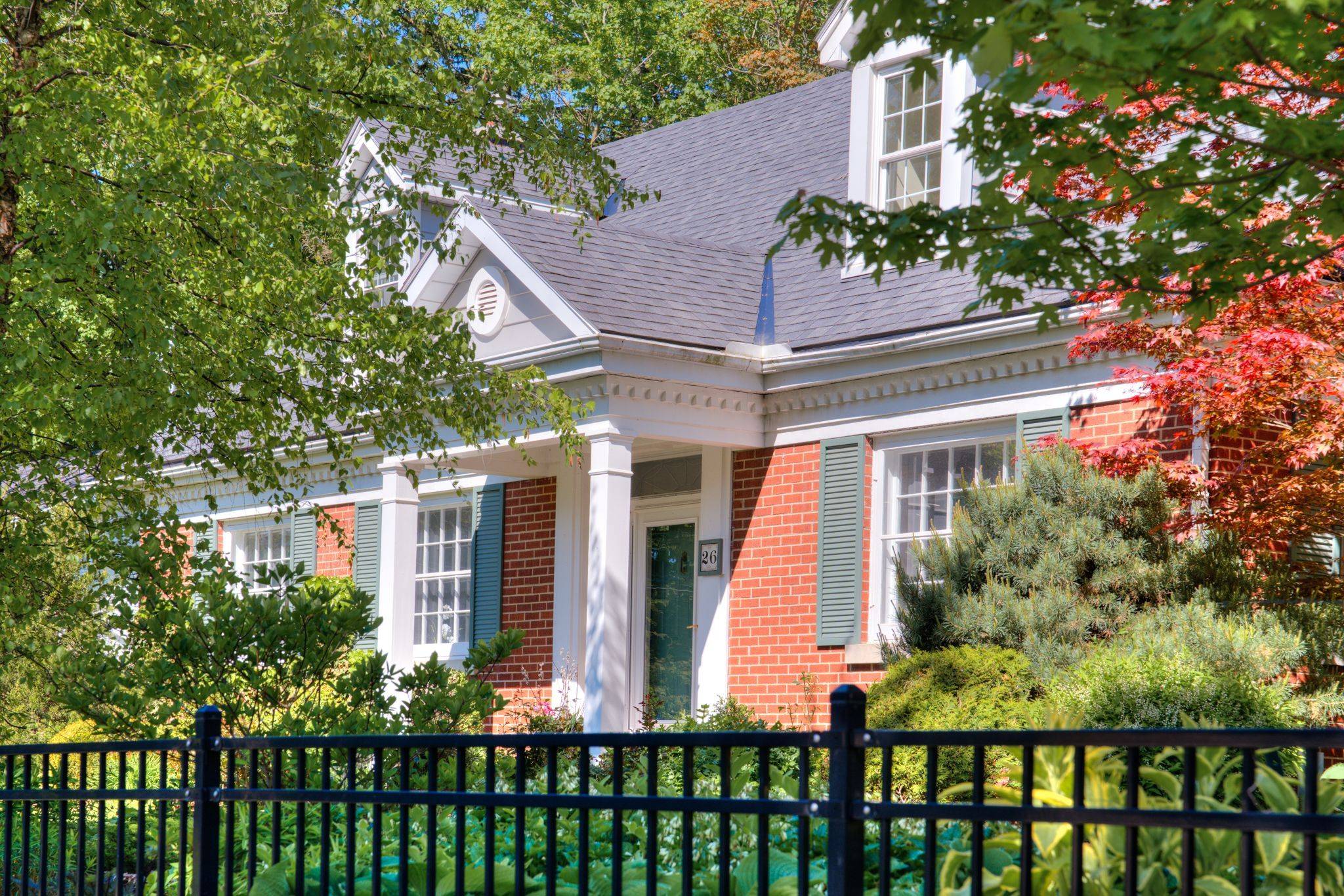 Guelph, ON N1E 2G9,26 Lemon ST