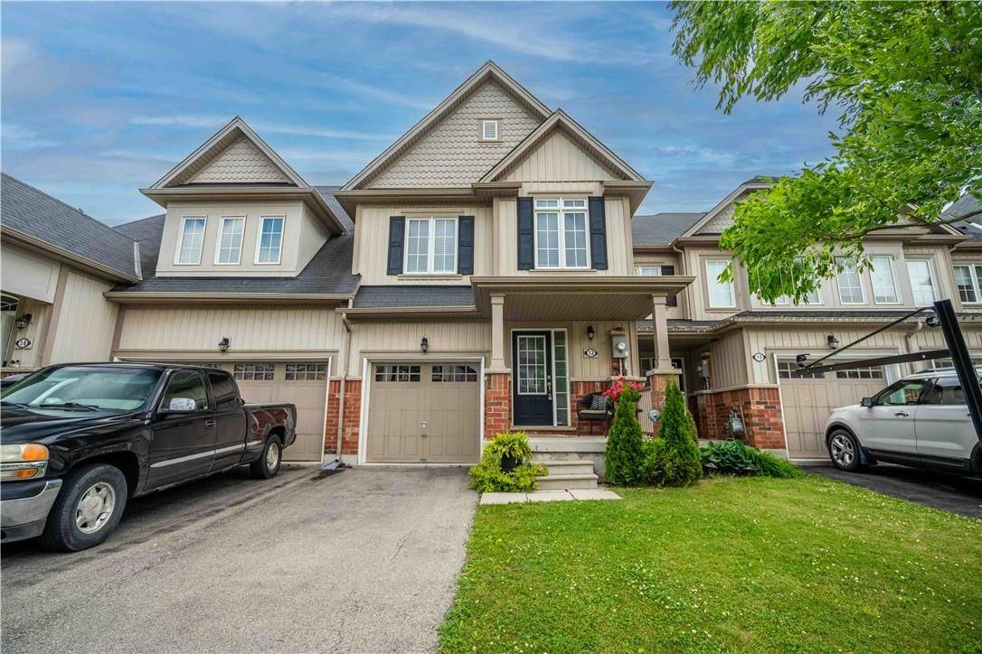 12 Lynch CRES,  Hamilton,  ON L3W 1G8