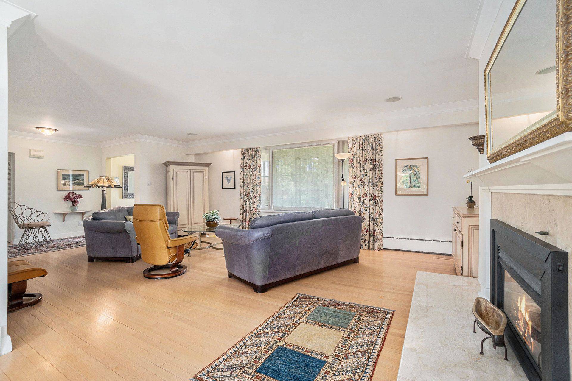 Mckellar Heights - Glabar Park And Area, ON K2A 1P9,2009 Killarney DR